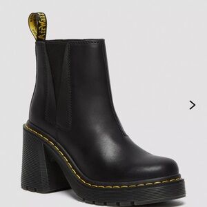 Dr. Martens Spence Boot